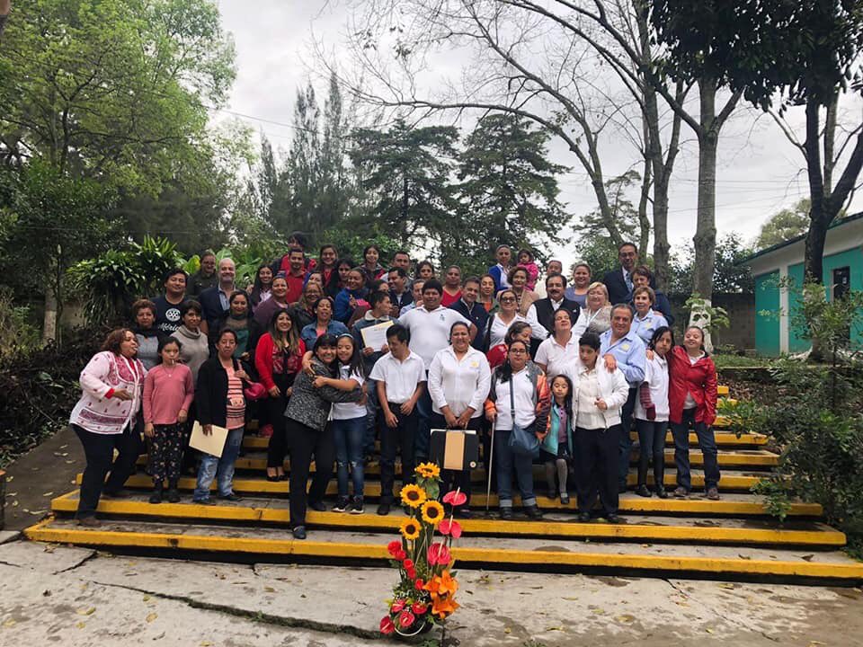 clubrotariomil1's tweet photo. C.R Millenium de Xalapa, agradece a filmado en Veracruz, Cinetix, Cam68, Rotaract Kairos, socios, amigos y familiares del club, con su apoyo se logró adquirir y donar un horno para la clase de panadería y cocina CAM 68.#distrito4185 #rotaryconectaalmundo #clubmilleniumdexalapa https://t.co/5ZYQCSyAKQ