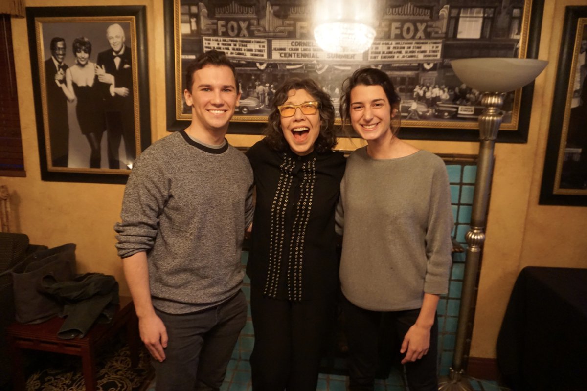 WayneStateCFPCA's tweet photo. #CFPCA @TNDWAYNE students and recipients of the Lily Tomlin Endowed Scholarship in Theatre met with the renowned actress and comedian prior to her show at the Fox Theatre! https://t.co/LbylA4Yl0y #CreativeWarriors #theatre #acting #performing #lilytomlin #Detroit https://t.co/z7gWWJVOwS
