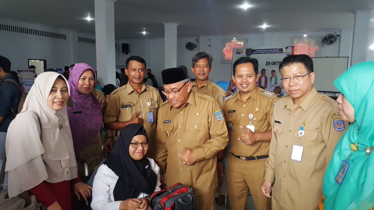 Walikota Depok Bapak KH. DR. Mohammad Idris, MA  berharap semua perusahaan konsisten dgn formasi 1 % dr jumlah karyawan bg penyandang disabilitas.  Dan Beliau berharap agar semua SMK se Kota Depok (136 SMK) wajib membentuk BKK guna fasilitasi penyaluran tenaga kerja ke perusahaan