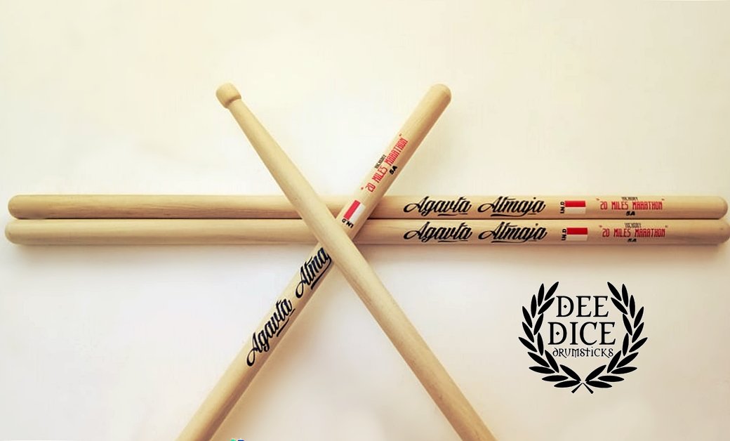 DeeDiceDrumsticks tweet media