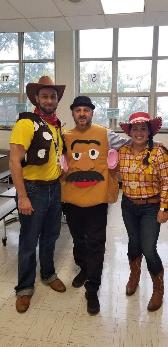 StarkPFO's tweet photo. Happy Halloween from Stark PFO! @Stark_Stars https://t.co/nxmwYfsApq