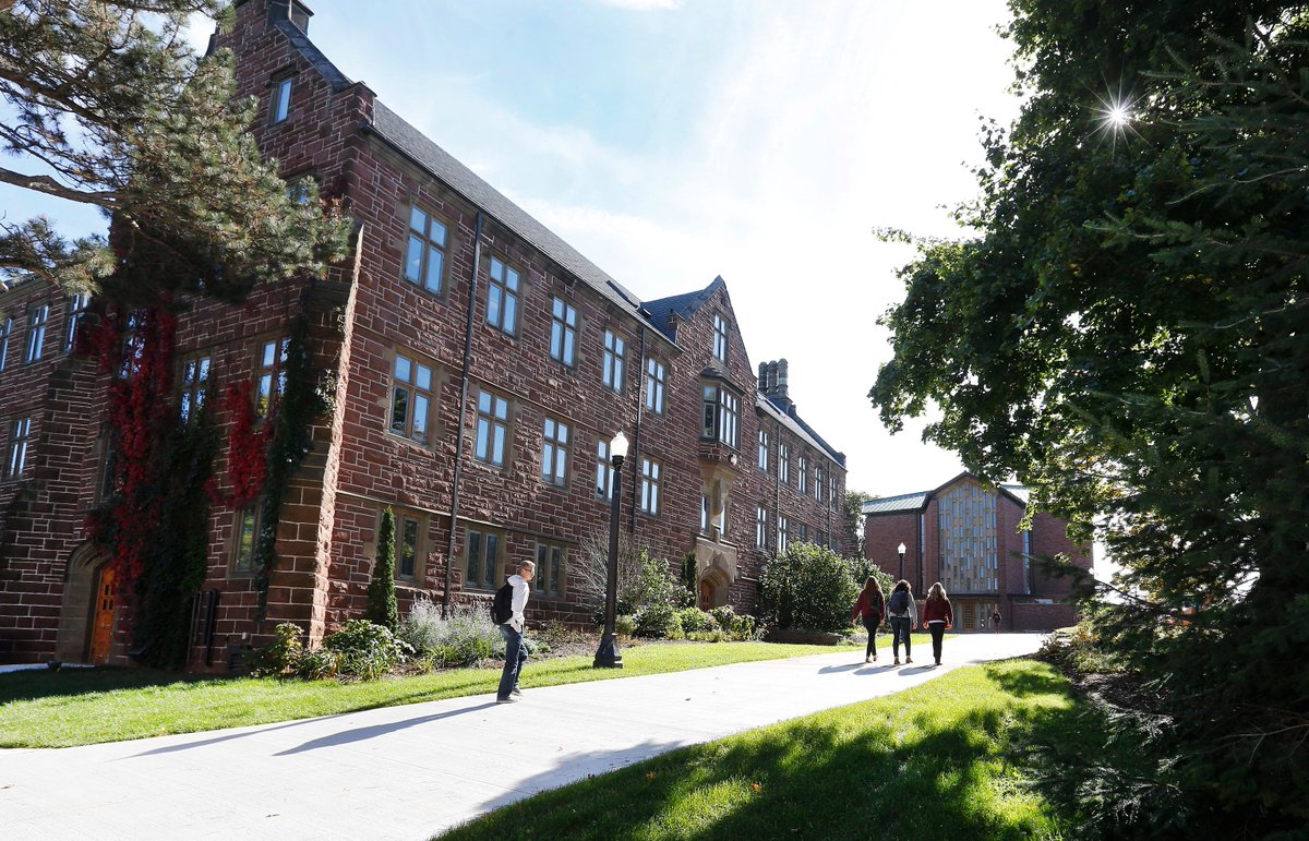 MountAllison's tweet photo. Over 90% of first-year students in 2018-19 were satisfied with their decision to attend #MtAllison! See more of the University’s results from the 2019 CUSC First-Year Student Survey: https://t.co/69D1WlNCov https://t.co/EjghLXCtFg