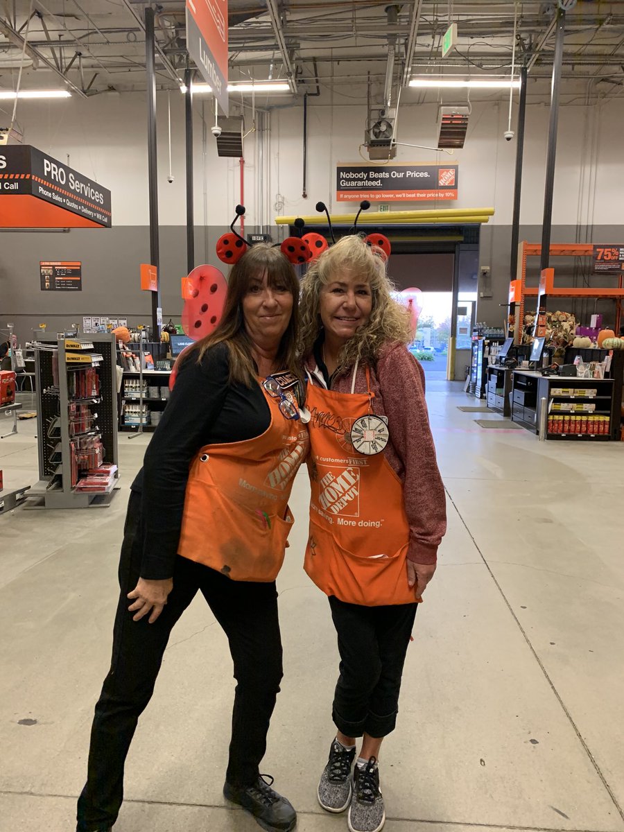 Trina Bowers (@tbowers8975) on Twitter photo Redding team having some fun on Halloween. <a href="/JerradSymmes/">Jerrad symmes</a> <a href="/SusanMurdoch9/">Susan Murdoch</a> <a href="/rockinrobinrock/">Robin Davis</a> <a href="/SethPlumb/">Seth Plumb</a> @charlescoomer Redding team having some fun on Halloween. <a href="/JerradSymmes/">Jerrad symmes</a> <a href="/SusanMurdoch9/">Susan Murdoch</a> <a href="/rockinrobinrock/">Robin Davis</a> <a href="/SethPlumb/">Seth Plumb</a> @charlescoomer