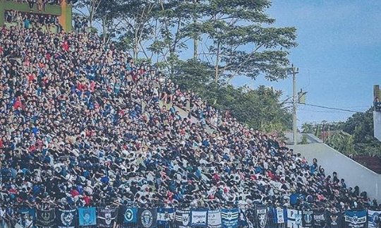 Ryancahyap2's tweet photo. Sugeng ambal warsa hooligans semarang 1 november 2010-1 november 2019 . Acarakuen habok habok habok !!!!!! https://t.co/BmA0OLqK9e