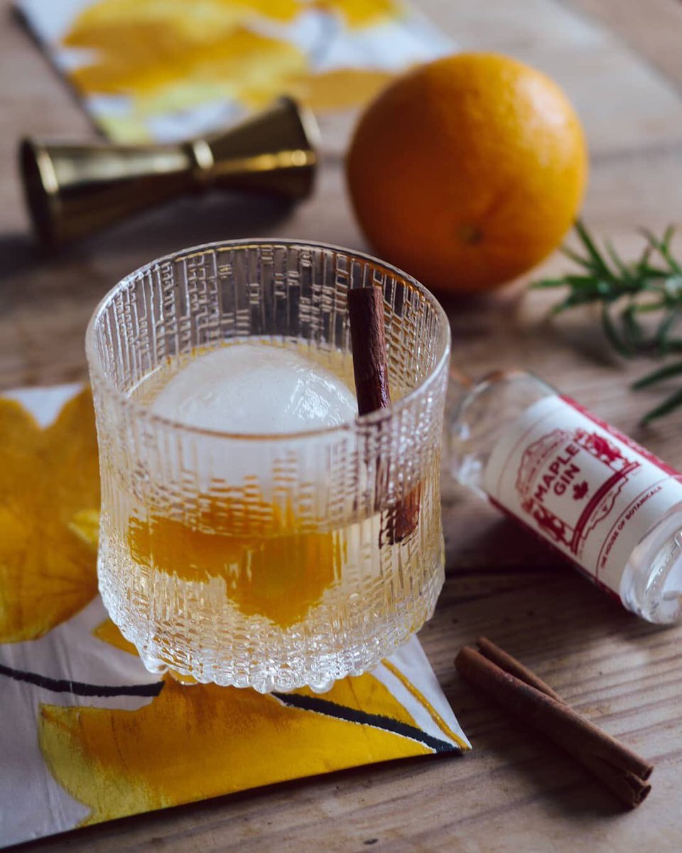 OnTheSauceAgain's tweet photo. I'm taking a head start to #OFWeek (starts tomorrow) by creating a Gin based Old Fashioned. I used @dradramshob Maple Gin🍁as the base. This is then stirred well with rosemary syrup, pinch of brown sugar and a few drops of bitters. Garnished with orange peel and a cinnamon stick. https://t.co/meQvJR1MAp
