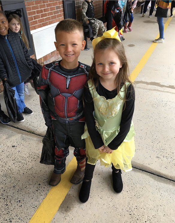 Fall Festival fun with sweet friends! @cullmanprimary 
#ccpsbest