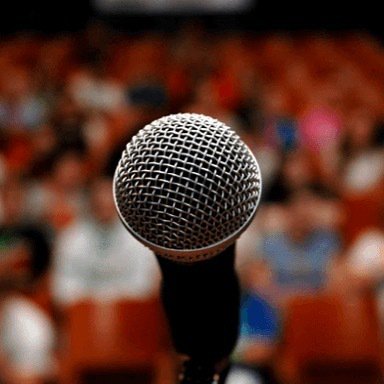 CLStaples's tweet image. Who are your favorite motivational speakers, pastors, coaches, or influencers? Comment below, let's talk!  #clstaples #clsbrand #makeithappengirl instagram.com/p/B4SfQCXgUZb/