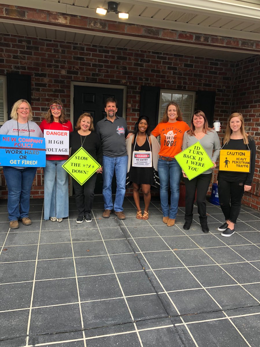 PalmettoCorp's tweet photo. Happy Halloween from Palmetto Corp!!😎🎃☠️ #happyhalloween #halloween #constructionsigns https://t.co/amcTuicswx
