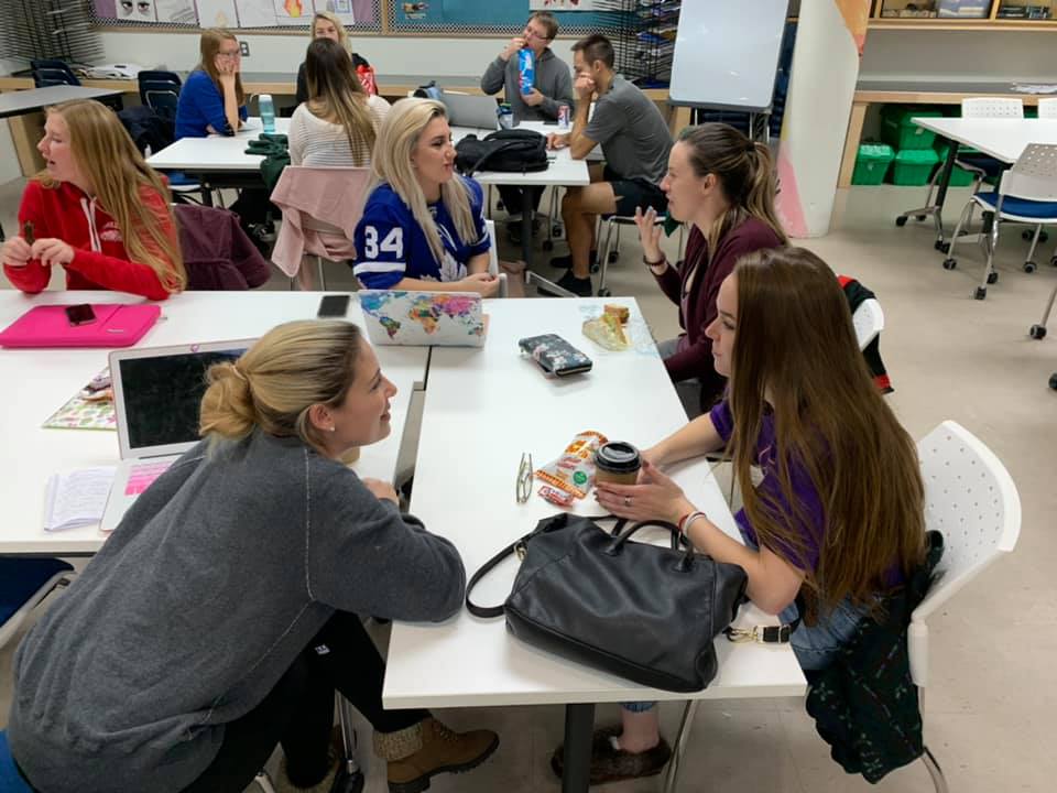 TrentUSoE's tweet photo. Great #Mentorship event today, where Year 2 Teacher Candidates brought ideas and experiences to the table, to help support Year 1 TC's before they head out on their first placement! (Photo cred: TC Emilee Darling) https://t.co/xONb820Hpk