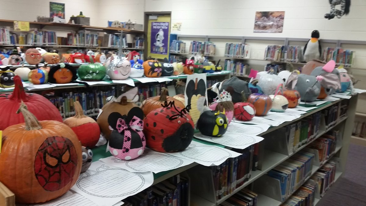 FullingimPat's tweet photo. Some more pictures of the wonderful pumpkins that grew in the Florence Elementary Library's Storybook Pumpkin Patch! The pumpkin characters are amazing! Thank you parents and students I so  appreciate the wonderful support! #fes_buffs https://t.co/Bkri9hPHeW