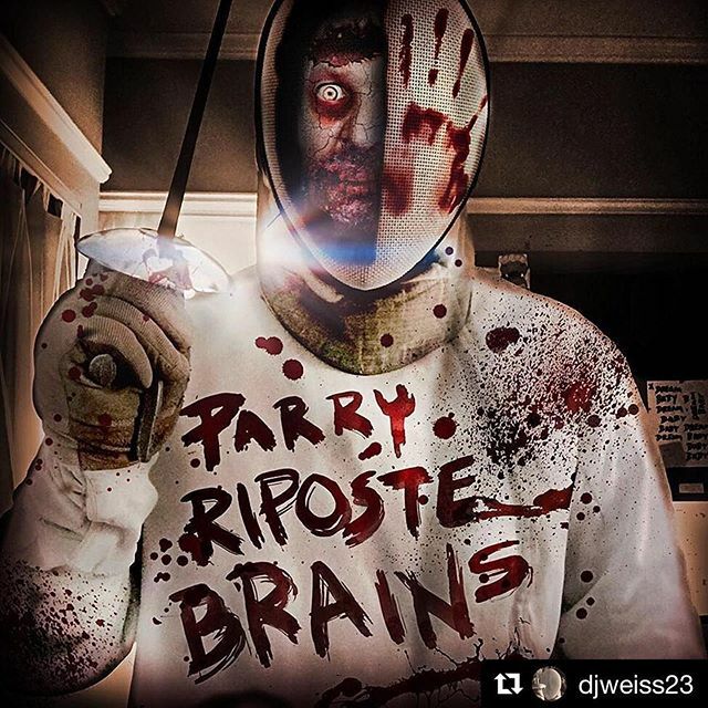 SilverlakeSword's tweet photo. #TBT @djweiss23・Happy Halloween
🎃💀⚔️🕷👻 #silverlakefencing https://t.co/ZfWJspZzeK
