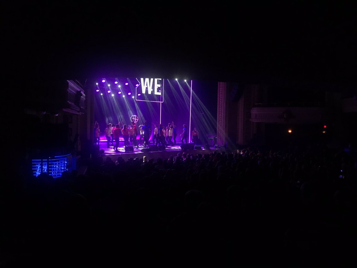 What a day!!!! Thanks for having us, Manitoba! Can’t wait to be back! 😅✨💙 #WEDayManitoba