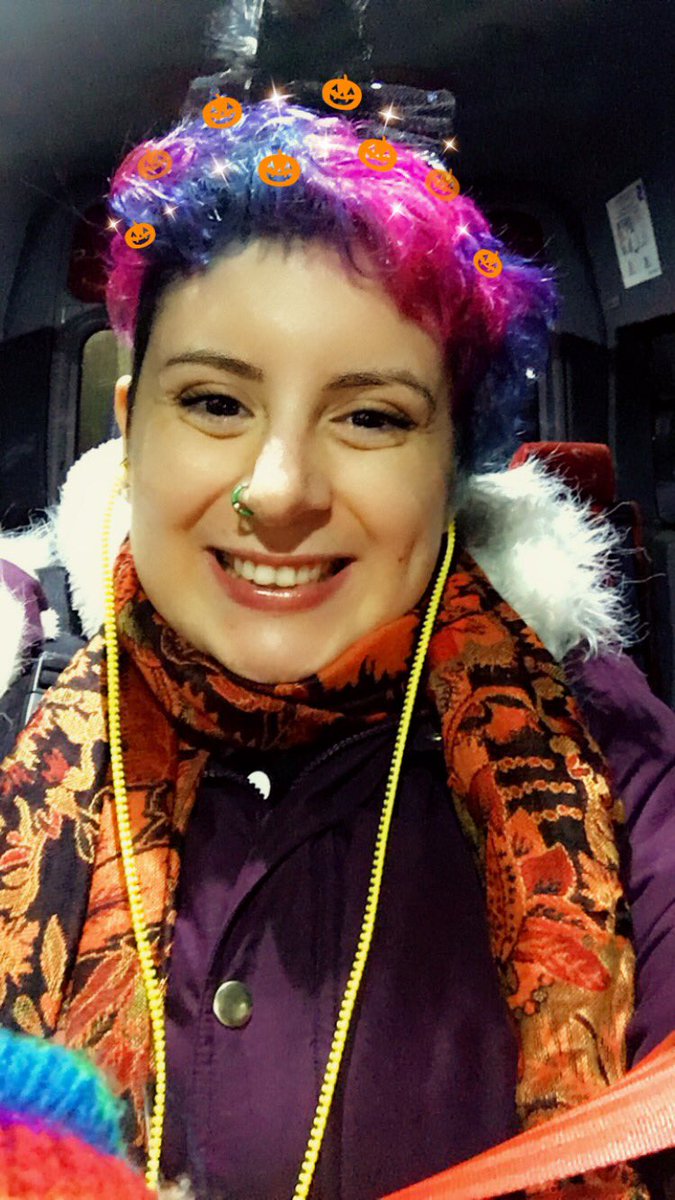 Amy_Claire_x's tweet photo. FREEEEEDOOOM 🙌🏻! On my way home from the hospital 🏥 after my operation; knackered and sore and 110% ready to be cwtched up in my own bed 🛌!
#botoxinmybladderday #freeeedoooom #onmywayhome #iescapedthehospital https://t.co/0R9V4XPGWN