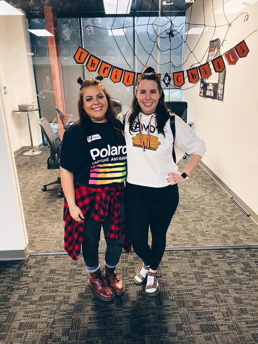 FDesenberg's tweet image. Copy. Paste. 90s grunge. VSCO girl. #romanoffsocial #romaoffreno #VSCO #vscogirl