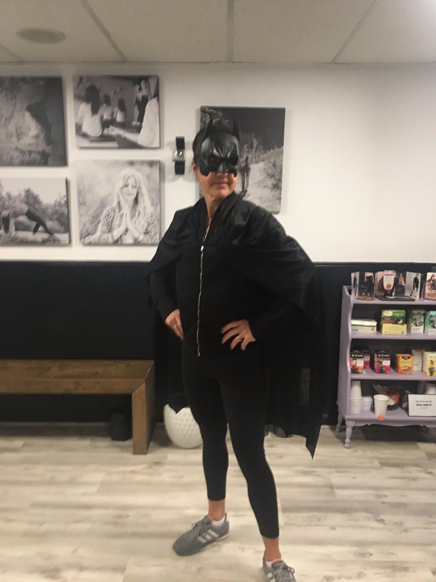 USMMA1's tweet photo. We've already had lots of great costumes from our AM classes! Don't forget to rock your costume tonight to receive
20% off merchandice and class passes
10% off rashguards🧛♂👻
#happyhalloween #halloween #costumes #usmma https://t.co/Pybqg9YW9m