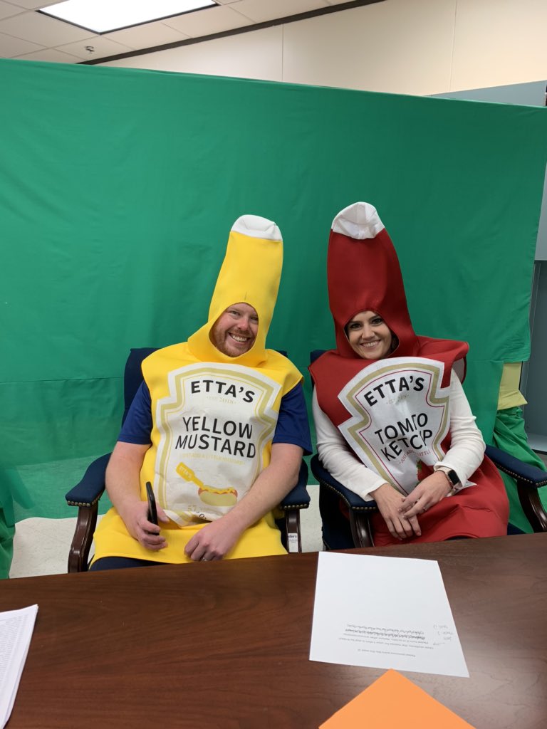 Back_Bulldogs's tweet photo. Team costume competition is in full effect @Back_Bulldogs! We are making learning fun! #ChooseBack #Best1Yet https://t.co/E3RFDUEjqb