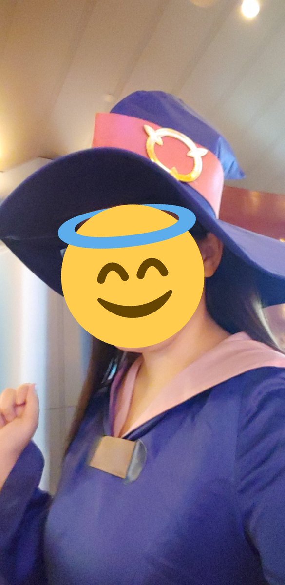 LittleRosie26's tweet photo. Happy Halloween! You're never too old to dress up! Especially if you're a Little!
#HappyHalloween #LittleWitchAcademia #littlespace #trickortreat #givemecandy https://t.co/3tK4wSJrOO