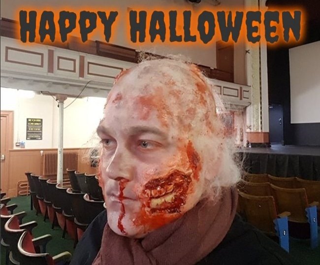 Leecutleractor's tweet photo. Happy Halloween 

#halloween #actorslife #actor #makeup #ghoul https://t.co/XGIwegVUx6
