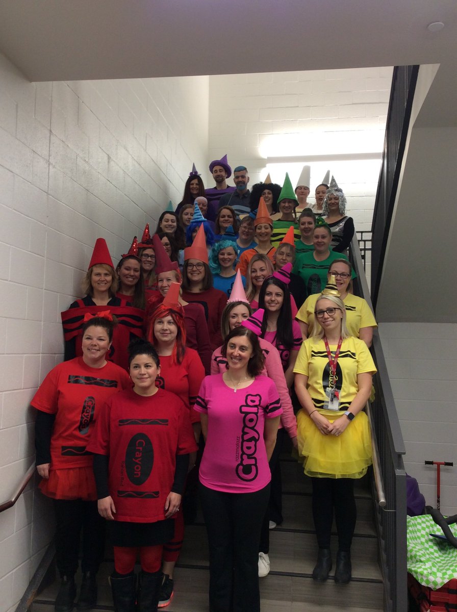 MmeCapa's tweet photo. Great staff @viswrdsb ! Colourful, creative, unique and warm. I am proud to work at Vista Hills! #crayola #wrdsb @wrdsb #HappyHalloween #groupcostumes #crayons #viswrdsb https://t.co/GADGpN5ucm