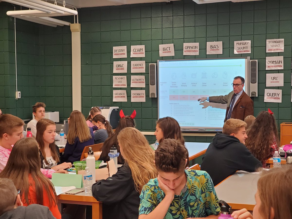 pjc127's tweet photo. One my great joys as an educator. Working with my Student Advisory group. Doing work on our district strategic plan. Great experience! https://t.co/NFNUkIn8rf