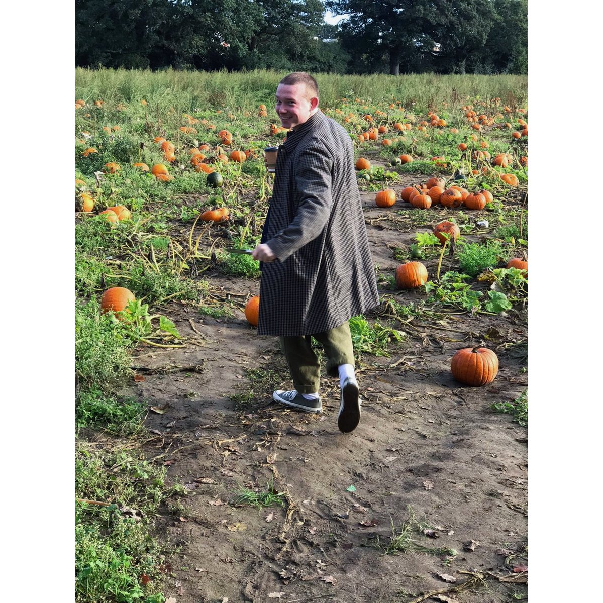 Happy Halloween kids 🎃
.

Much love to everyone who's listened to #BONES and added to their playlists 💜
.
Keep spreading the word, more things to come 🌲 x #vcpines #spotify #playlists #halloween2019