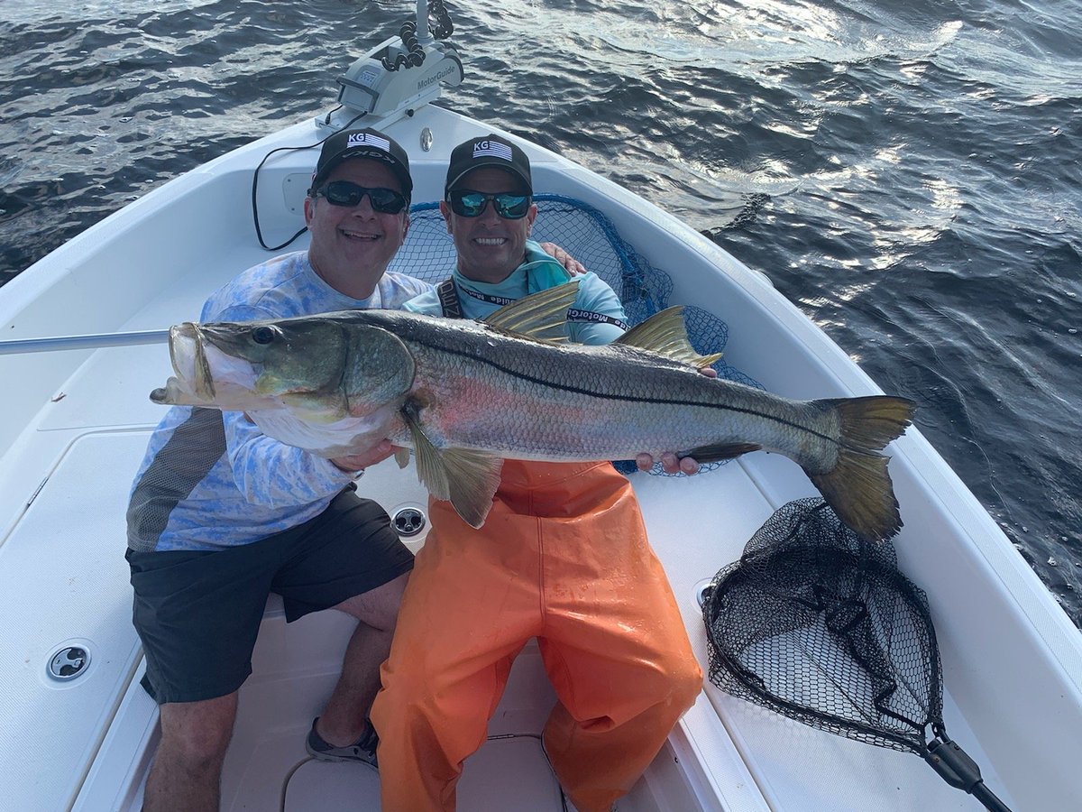 Numbr1Glass's tweet photo. Key Glass Hooked another Trophy in the Annual BCN Fishing Tournament 1st Place #fishing4acause #keyglass #BCN #gatornation #construction https://t.co/EHscYC39H0