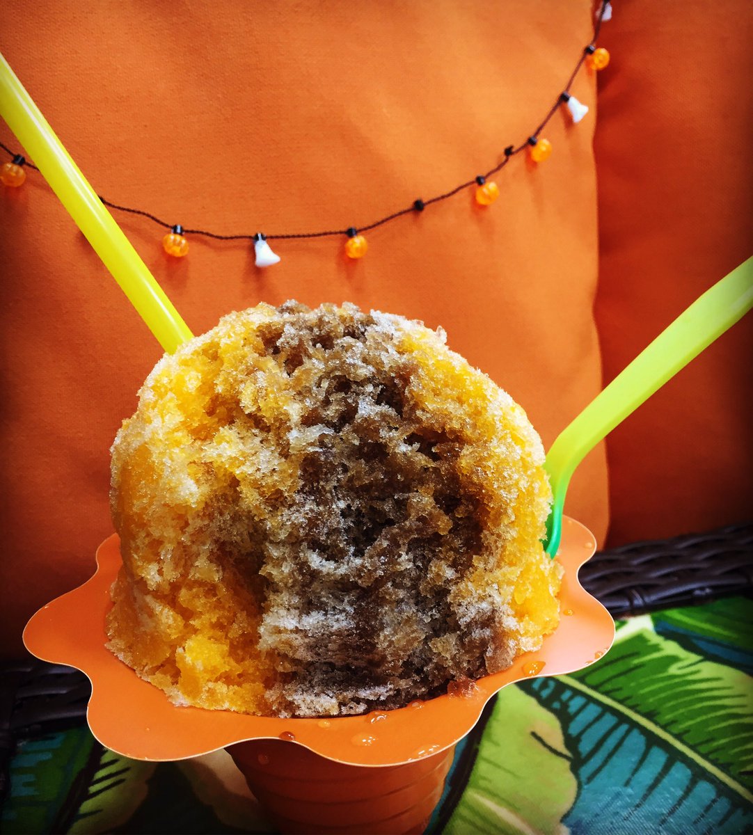 MWShaveIceCafe's tweet photo. 🎃👻HAPPY HALLOWEEN!!👻🎃
Wear a #costume 🤡 or order a #shaveice 🍧 with any brown &amp; #orange syrups for a dollar off 💸your shave ice today!! 
We’re closing early at 6pm tonight so hurry in for your #spooky👽#treat!! 
No tricks here - just treats!!! 😈
#halloween #trickortreat https://t.co/ghnvnWLY15