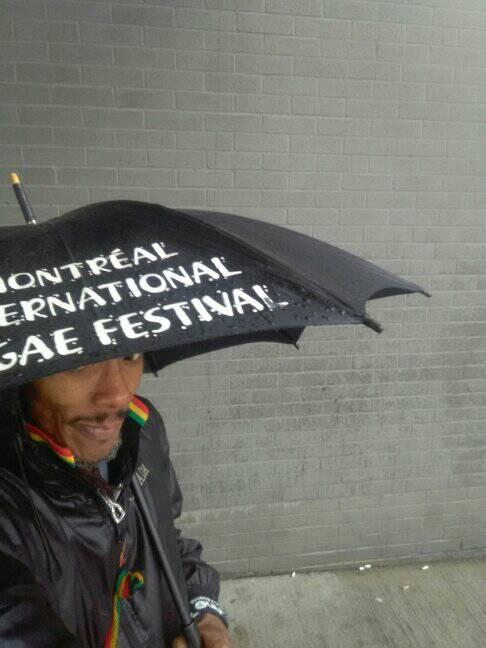 dezi fingazz tweet media