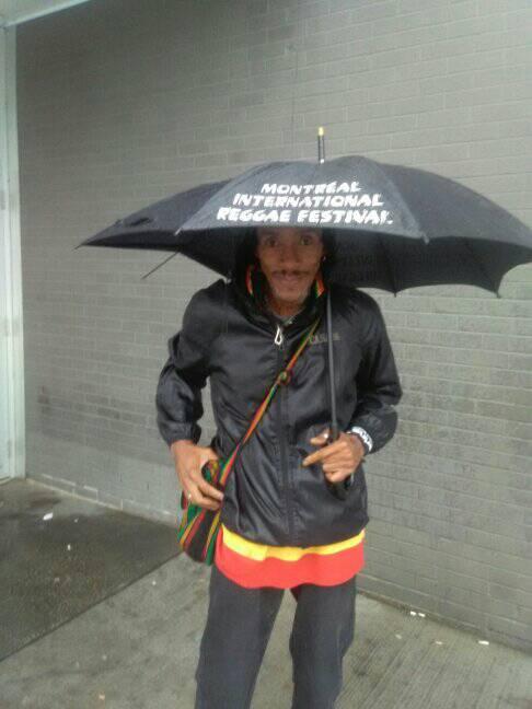 dezi fingazz tweet media