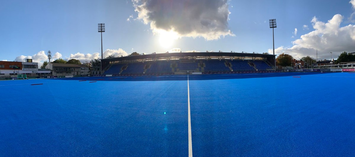 Hey @leinsterrugby we've made some changes to your pitch for the week! 😜 We think the blue looks alright! Big Stadium Hockey Dublin, we've rolled out a pitch 4 this weekend's #OlympicQualifier where @IreWomenHockey take on @FieldHockeyCan 4 a spot in the #Tokyo2020 #Olympics