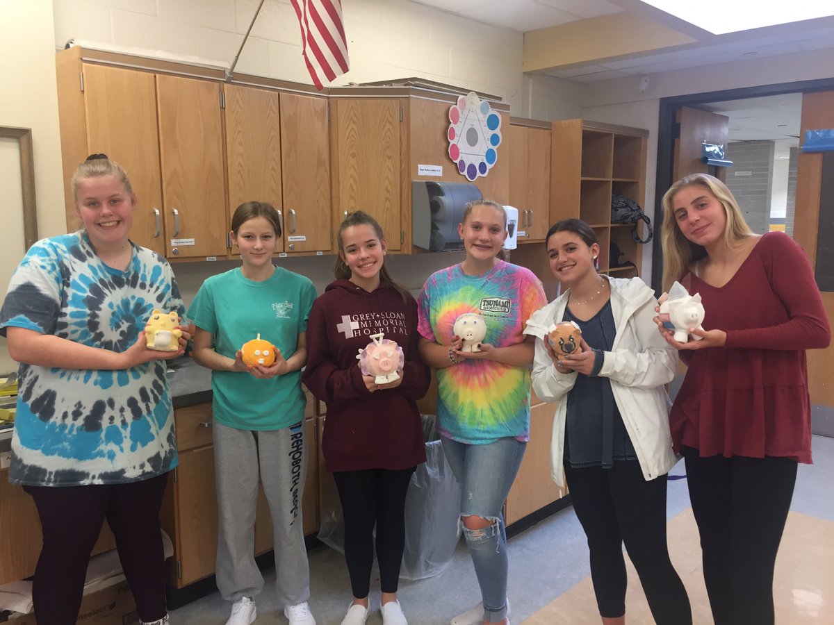 Pjonescbsdart's tweet photo. Yes, craftsmanship counts!! Ready to glaze now and bring these piggy banks to life...Happy Halloween from the hardest working Ceramics classes ever!!! #unamipride #RedRibbonWeek2019 @CBUnamiMS @chad_watters @CBSDart @umsfreshmen https://t.co/kzQLnrOT00