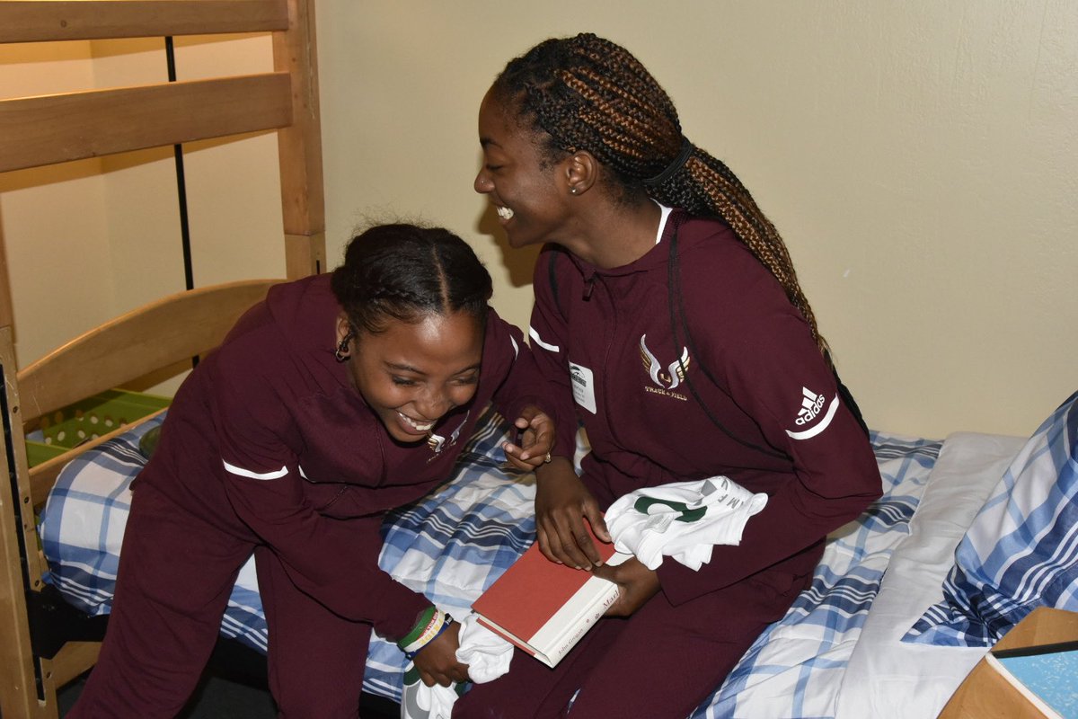 TheRealCoachC1's tweet photo. (Sr) Tanniya Womack x (Sr) Nicole Diaz.. Be on the lookout for this Dynamic Senior Duo👀Definitely bringing heat 🔥to the state of NC. Congrats on your 1st official visit and receiving your 1st Official College offer.🙏🏾🏃🏽‍♀️💨 #ramtough #speedkills #HUTRACK @HUHSAthletics https://t.co/1ESSylaFdR