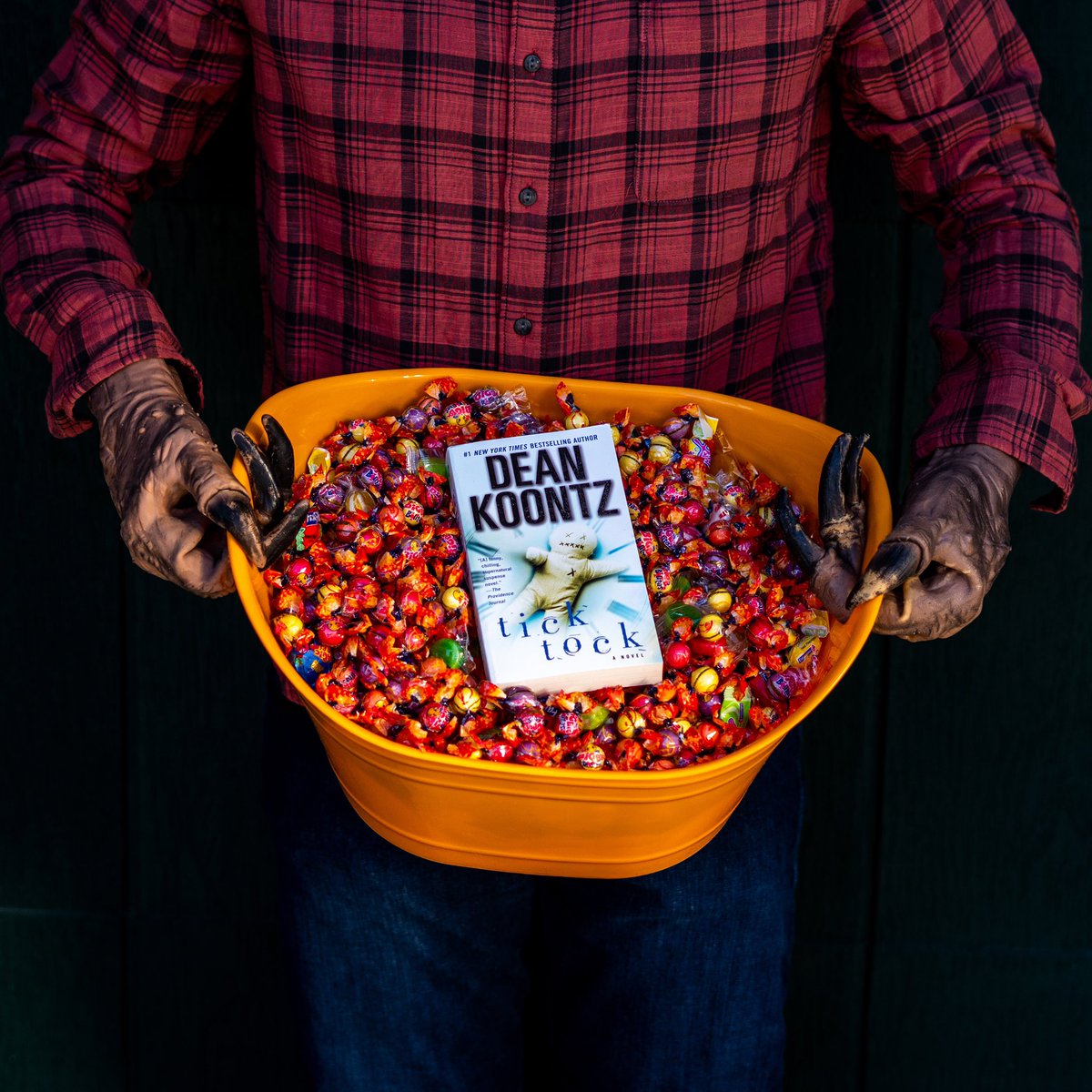 Dean Koontz tweet media