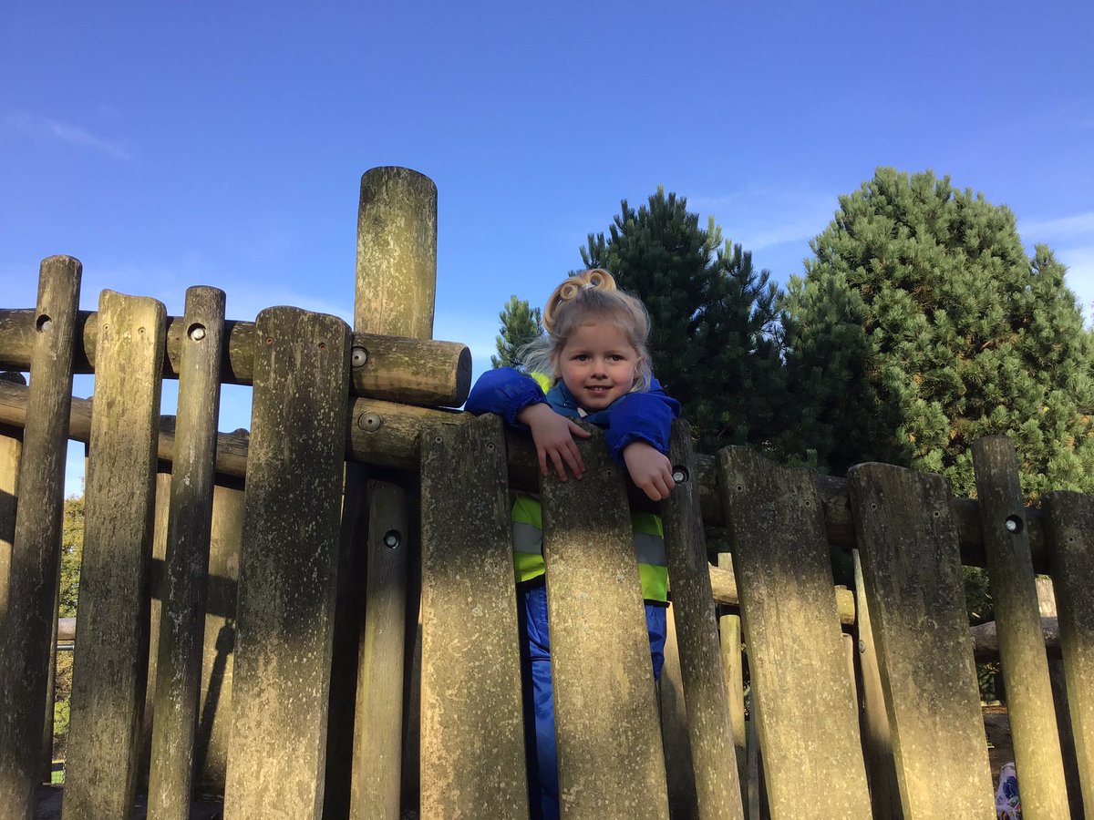 AirthNursery's tweet photo. These girls had so much fun. #playisthewayFC #growingupinscotland @airthprimary https://t.co/UDmAcqVgsy