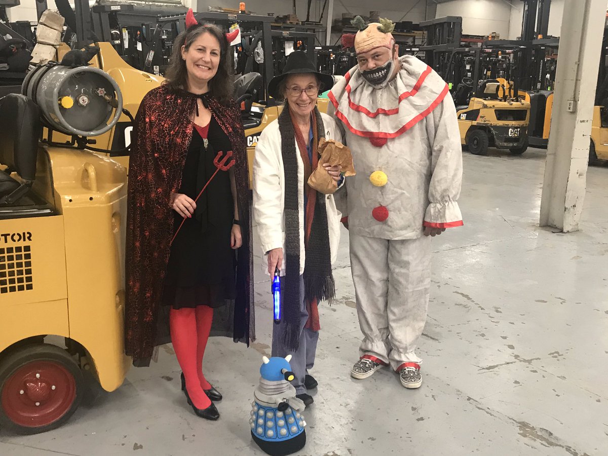 KMelt_16's tweet photo. Happy Halloween from G&amp;W Equipment, Inc.! It may be a busy month-end but taking a few minutes to celebrate.  Be sure to notice the Pink Pumpkin on the last day of our 2019 Pink Out! #gwequipment  #Halloweenatwork #gwequipmentpinkout https://t.co/l3BUNpBNWS
