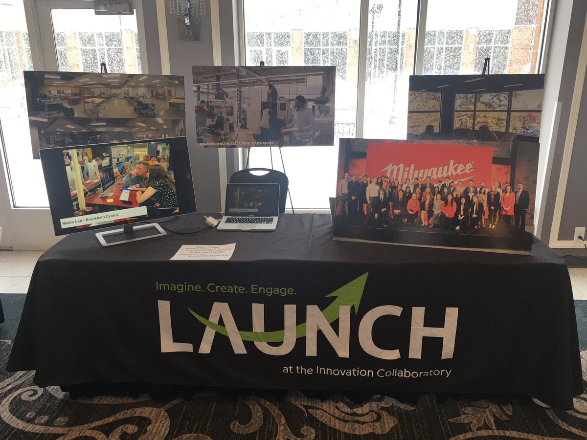 bchsfablab's tweet image. Fab Lab space being highlighted alongside other @launch_sde spaces at the #sySTEMnow conference by @STEMForward . Thanks #mediasolutions team for the visuals.