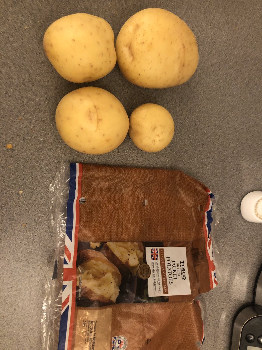 Disappointed with my second online shop from <a href="/Tesco/">Tesco</a>. No Halloween jackets for us tonight. Should’ve gone to <a href="/Morrisons/">Morrisons</a> 👎