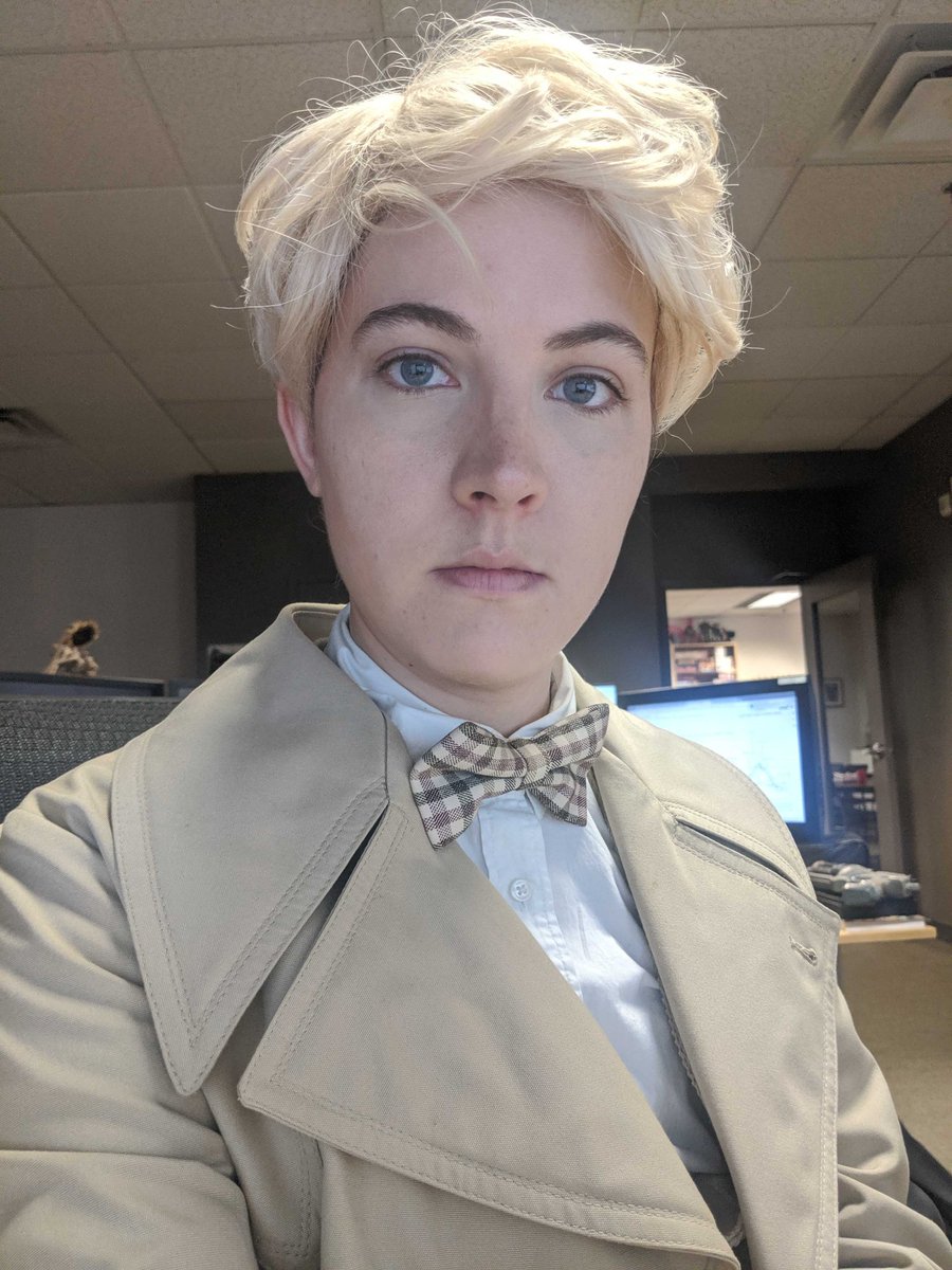 Even more Halloween love for Crowley &amp; Aziraphale (me &amp; <a href="/JazzJPsych/">Jazz Jensen</a>) 🖤 All the thanks, <a href="/neilhimself/">Neil Gaiman</a>!