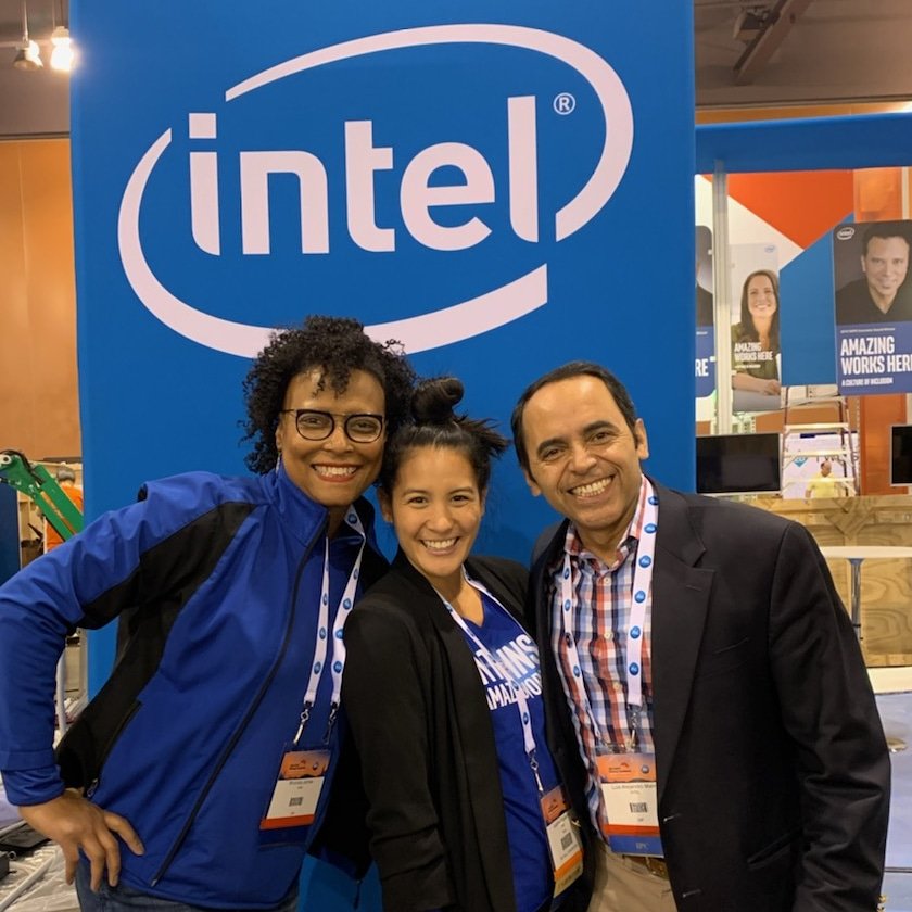 FromTheFab's tweet image. Of course I had to stop by to visit my colleagues at the #Intel booth at @shpenational conference especially since it's in Phoenix!  #IamIntel #SHPE2020