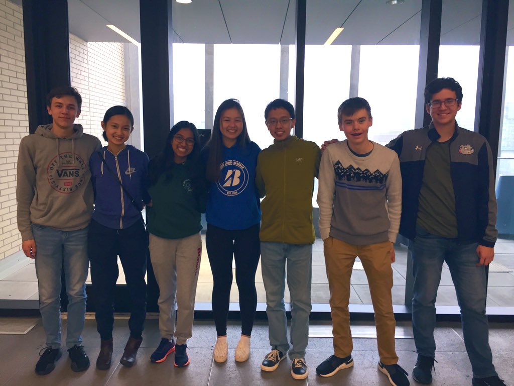 LethHS_iGEM's tweet photo. Stopped by @UofT to say hi to Andy. Great little reunion on our way to @iGEM jamboree! https://t.co/ro76KGHD0r
