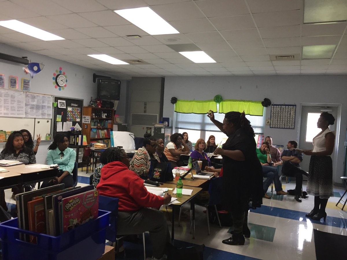 Thank you to all of our literacy leaders in the district! We are “Guiding” students to be better readers! I love VCS!