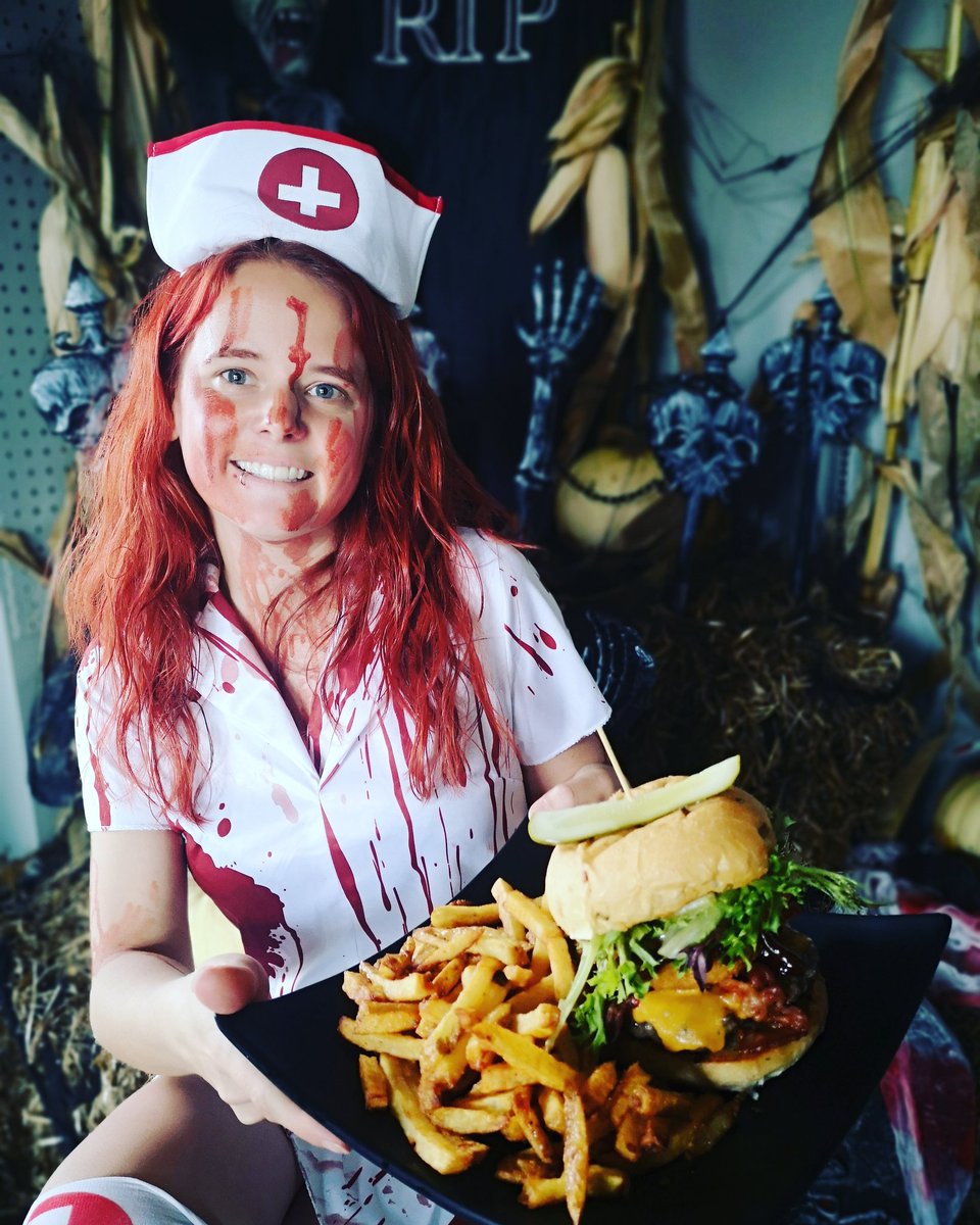 Happy Halloween all you ghouls and goblins out there. Come on down to stonewalls tonight to get your tarot cards read by Psychic Sandee 5-9pm. She also has a halloween special! #stonewallshamilton #happyhalloween #sweethomealabamaburger #psychicsandee