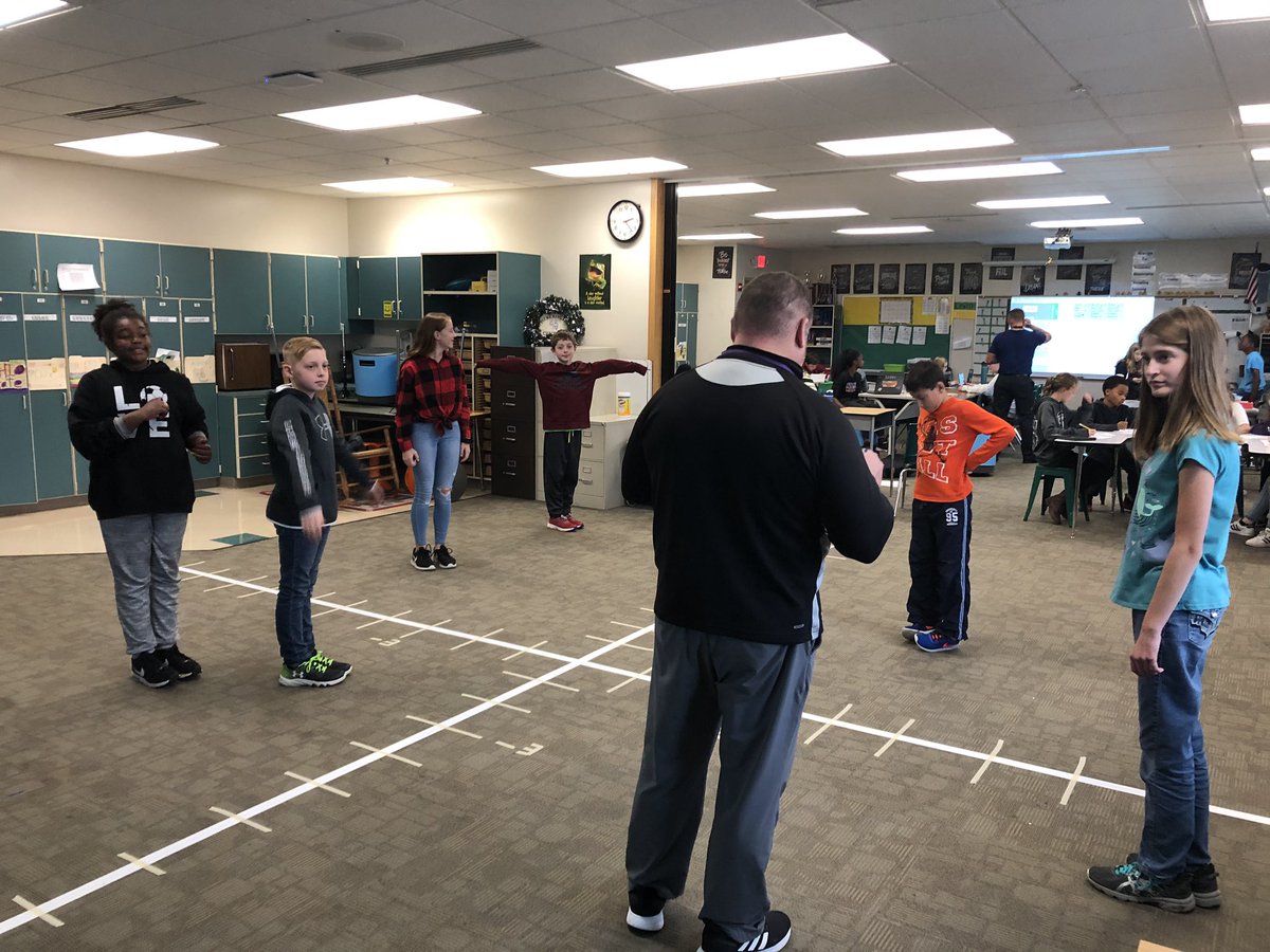 kcline1227's tweet photo. Human Coordinate Grids and Battleship... learning can be engaging! #D2 #dileydelegates #mathisfun #DMSPride #PLSDProud @dileyprincipal @DMS_Proud @PLSD https://t.co/GTe8Uep5tq