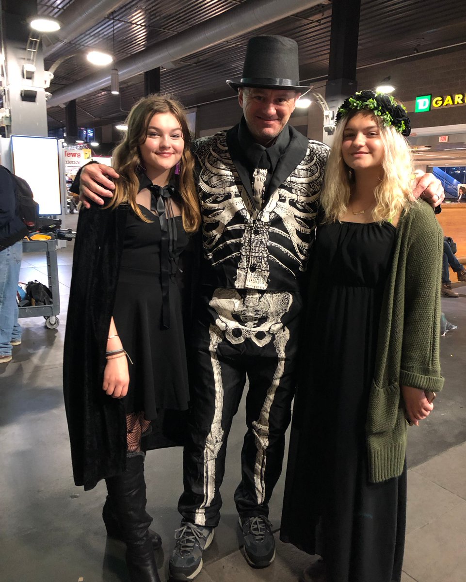 MBTA Commuter Rail tweet media