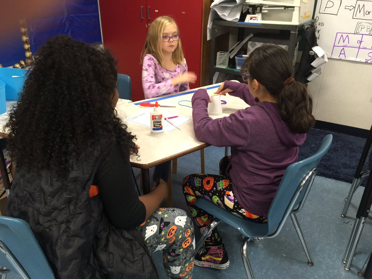 MsSt7Simmons's tweet photo. Exploring force and motion creating pumpkin launchers #navproud #LoveMyLISD https://t.co/HivwRqmQpM