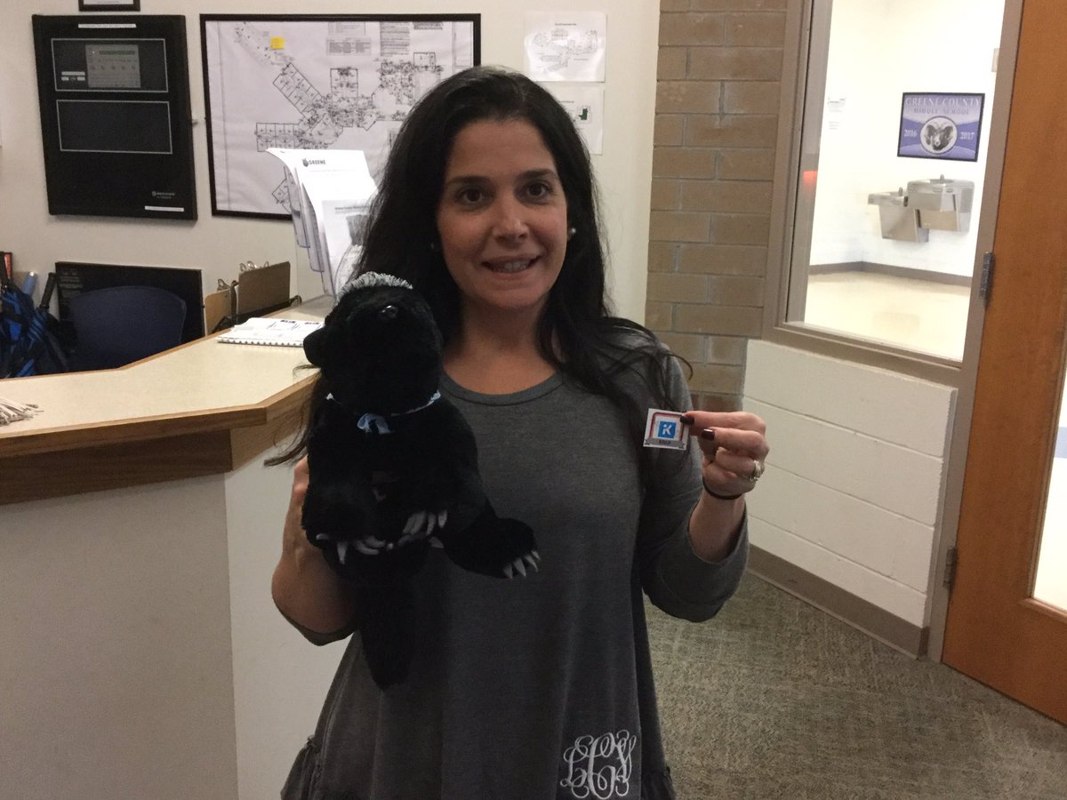 Badger_Badge's tweet photo. @corbittspain @GreeneCentralHS finally gets her @Kouji_app #educatorpi badge! Better late than never... #gcslitech https://t.co/HqOJ24IyfL