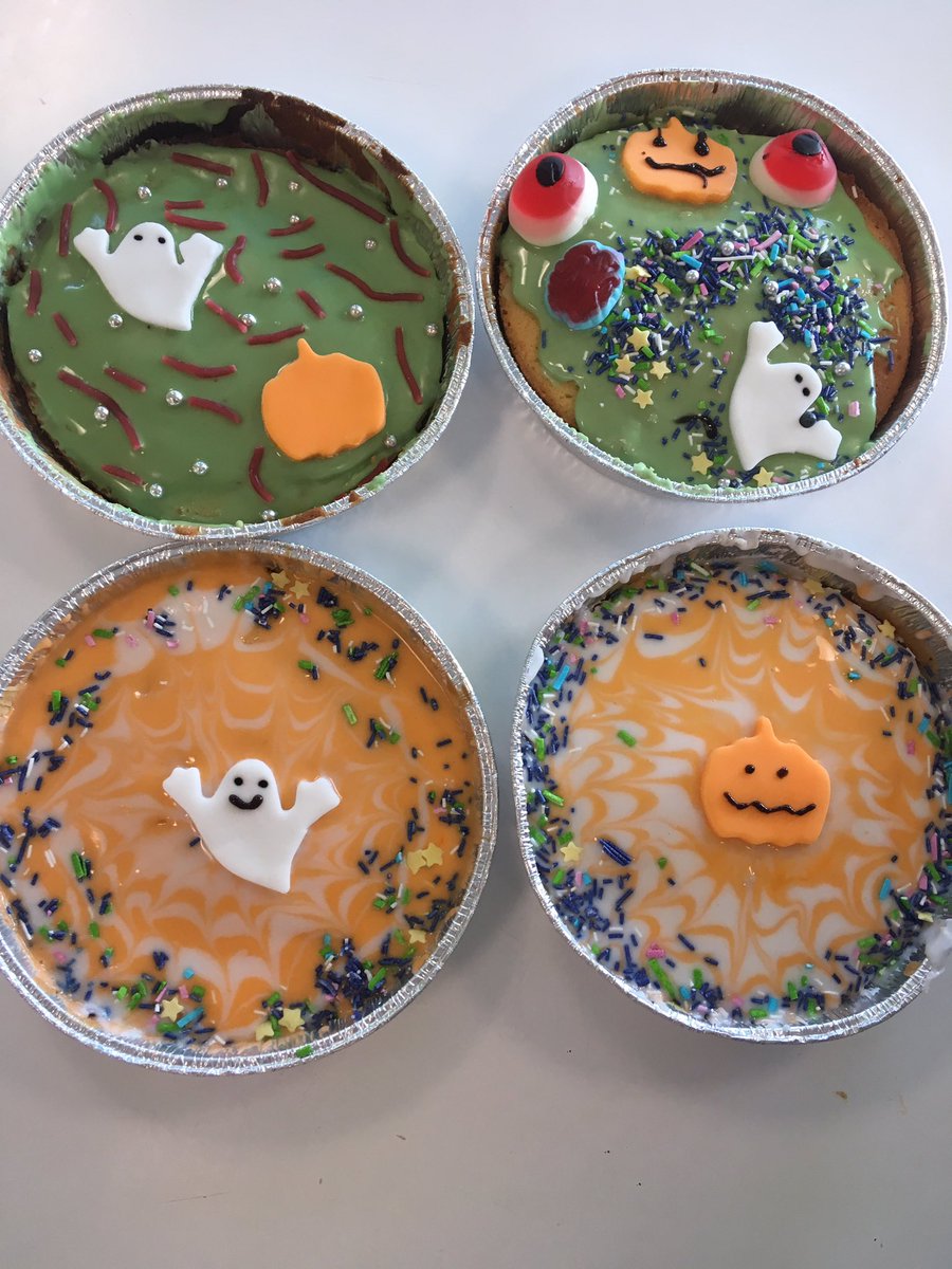 OLHSHomeEc's tweet photo. Happy Halloween! 🎃👻 https://t.co/XNQbZfdJ8s