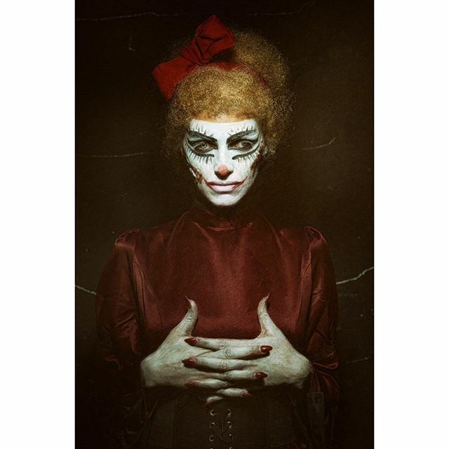 Eolo Perfido, Clownville 🤡👻🎃
.
La serie Clownville di Eolo Perfido si arricchisce di altri ritratti. Vieni a visitare la gallery completa sul nostro sito. Link nella bio. . 
Other new portraits have been added to the Clownville serie. Discover the whole gallery on our websit…