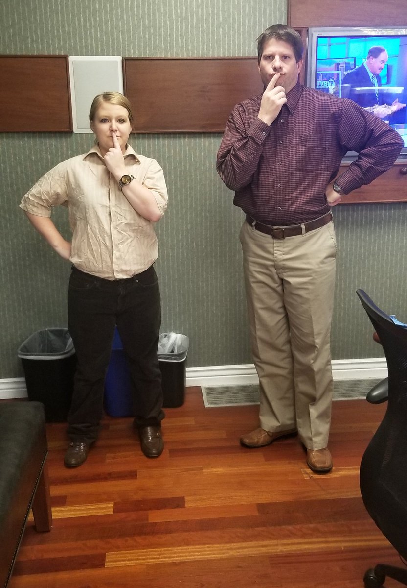 Ingletonthenews's tweet photo. "Let's meet!" Happy Halloween from Gary 1 and Gary 2. @gsalzman @KTVB #halloween2019 #dressinlikeaboss #7Boo https://t.co/jDOOhKxztu