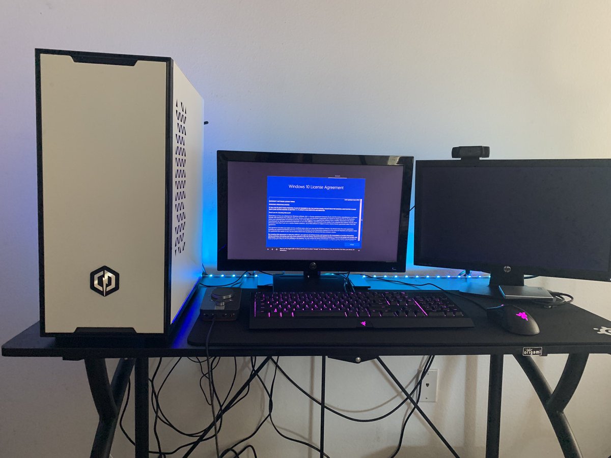 Ted Davis On Twitter New Pc Who Dis Roblox Robloxdev Devex
